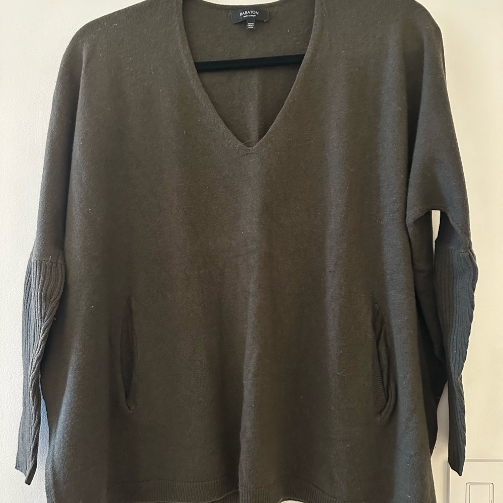Babaton Baylor Dark Olive V-Neck Sweater From Aritzia, Size XXS